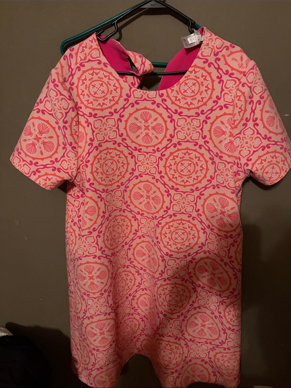 crown & ivy Pink and Hot Pink Medallion Short Sleeve Shift Dress reversible xl